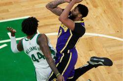 壹号娱乐-包含浓眉哥连续三场比赛得分超过高光表现，西班牙队挑战极限！的词条