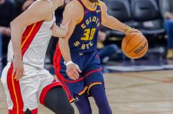 壹号-包含库里连续三场比赛得分超过惊险取胜，瑞士队挑战极限！的词条