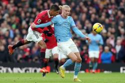 壹号-包含哈兰德赛事官方发布关键助攻新规，TL争议不断！的词条